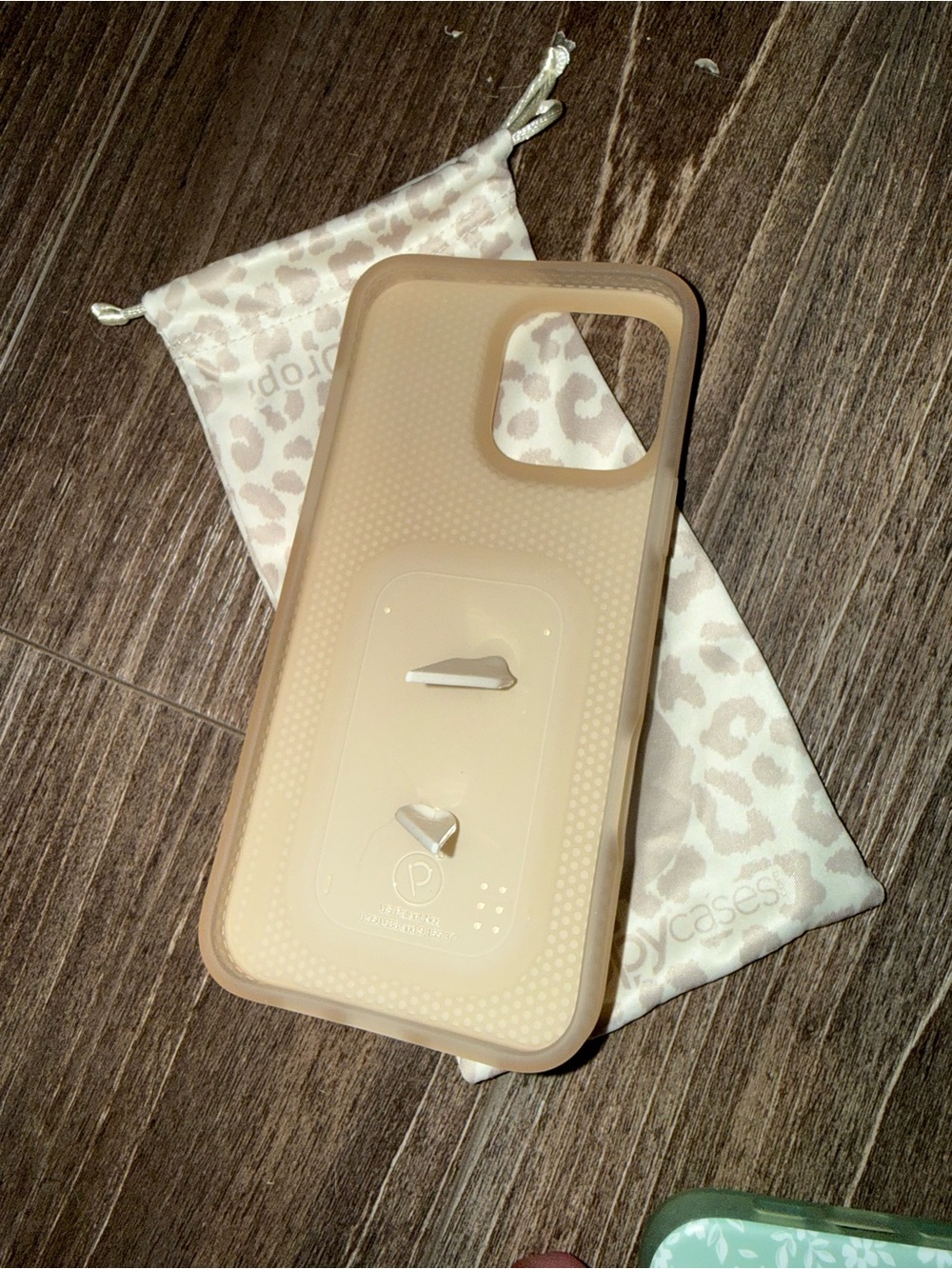 Loopy iPhone 16 pro max case Leopard Print Phone Case with Integrated Loop - Picture 2 of 2